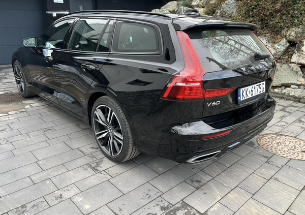Volvo V60 cena 149900 przebieg: 54000, rok produkcji 2020 z Kraków małe 121
